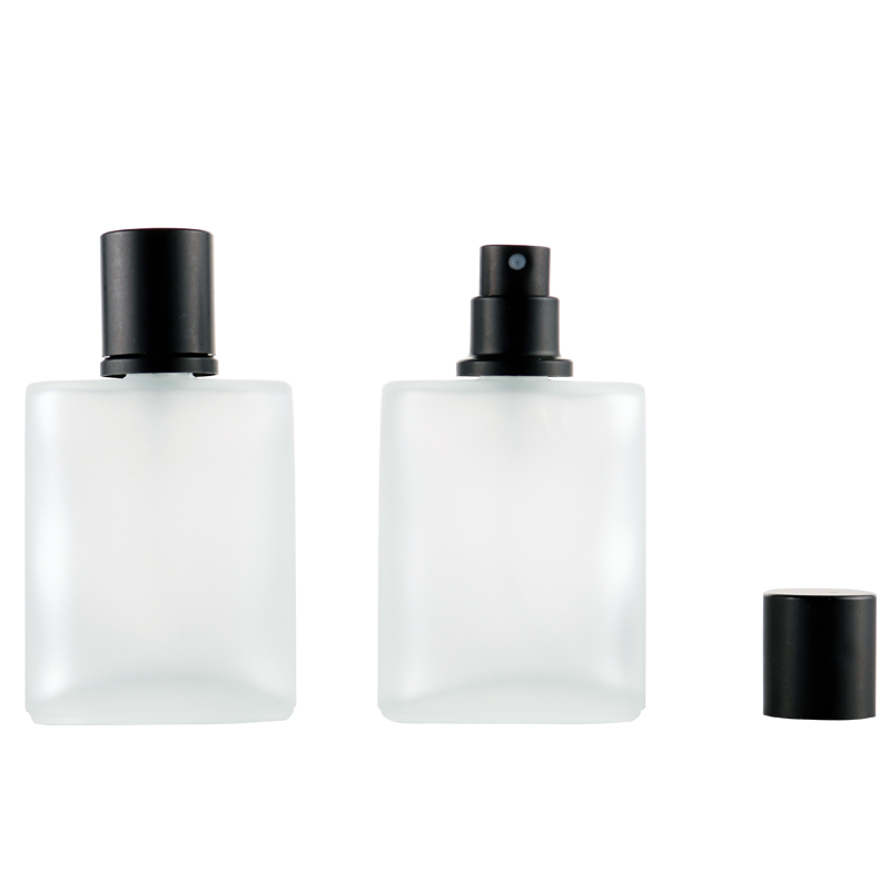 Avertan Xuzhou Hot sale 30ml 50ml100ml Empty Atomizer Bottle 50ml clear frosted perfume glass spray bottle New refillable flat