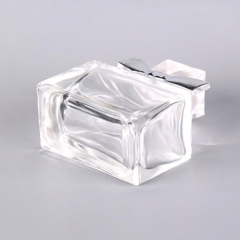 Avertan Xuzhou Luxury 5ml 15ml 30ml Empty square Atomizer Bottle perfume bottle Refillable Clear Test Glass bottle