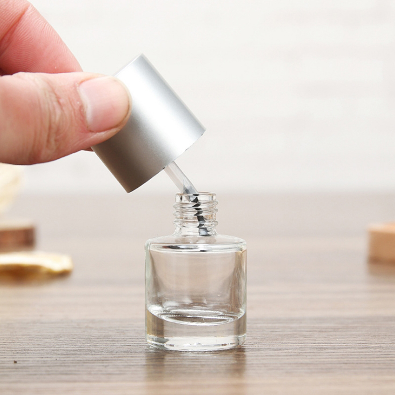 Avertan wholesale custom made 5ml 8ml 10ml 12ml 13ml 15ml 18ml empty nail polish glass bottle