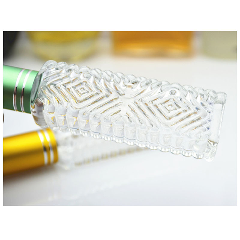 Avertan wholesale perfume sample 5ml 15ml 10 ml 30ml 50ml empty glass fine mist spray bottle for perfume glass bottle