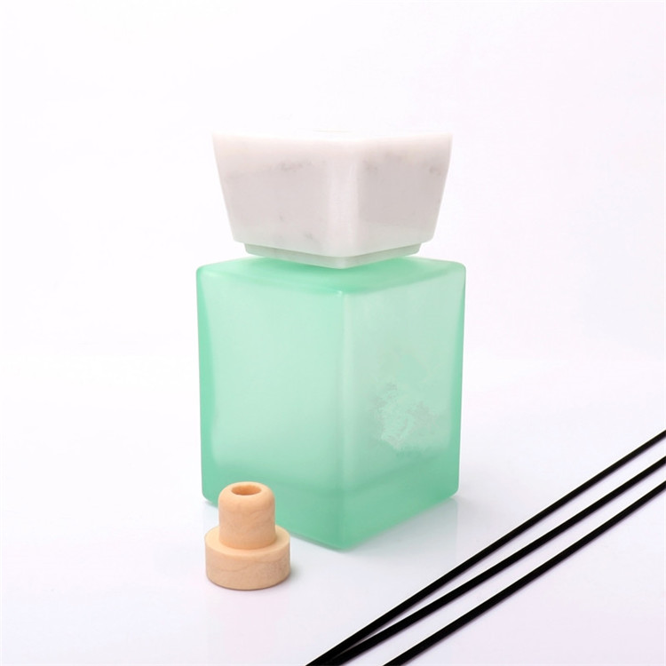 BOYE Luxury custom 500ml Empty Square Black Reed Diffuser Glass Bottles For Air Freshener