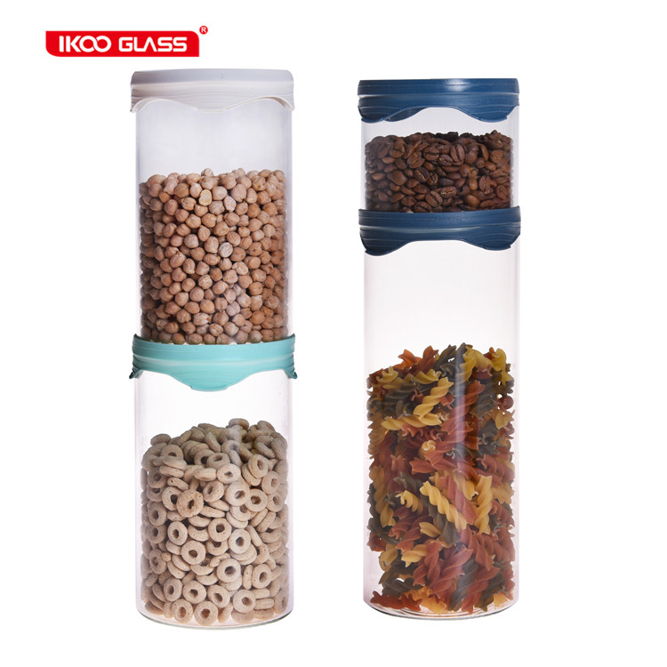 BPA free wide mouth glass jar with silicon sleeve on lid