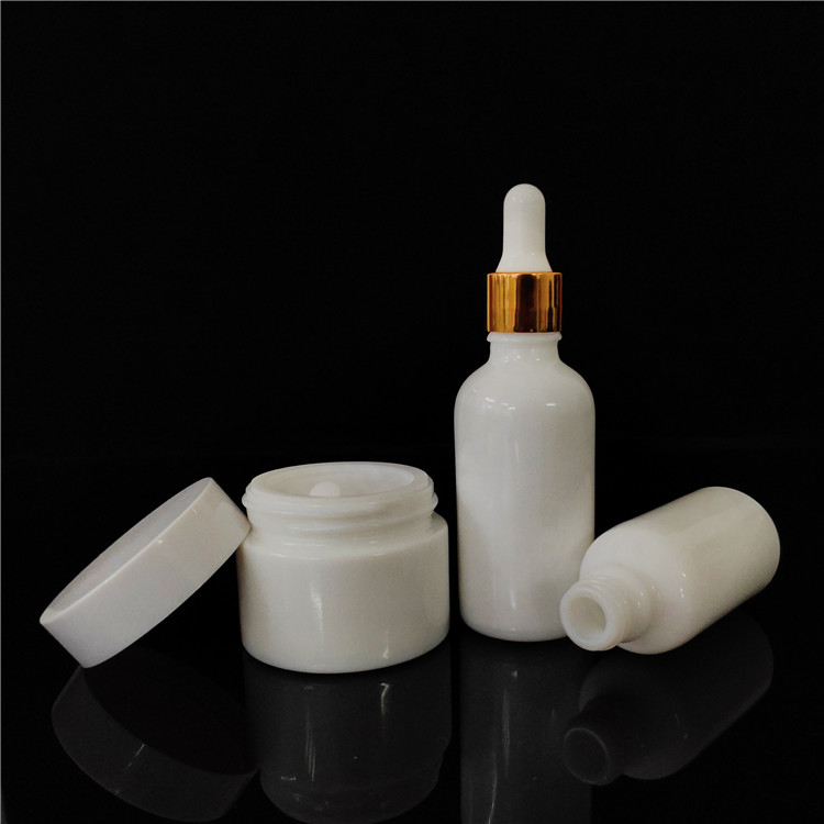 Bamboo cosmetic packaging 10ml 15ml 20ml 30ml 50ml 100ml opal white porcelain ceramic oil serum glass bamboo dropper bottles