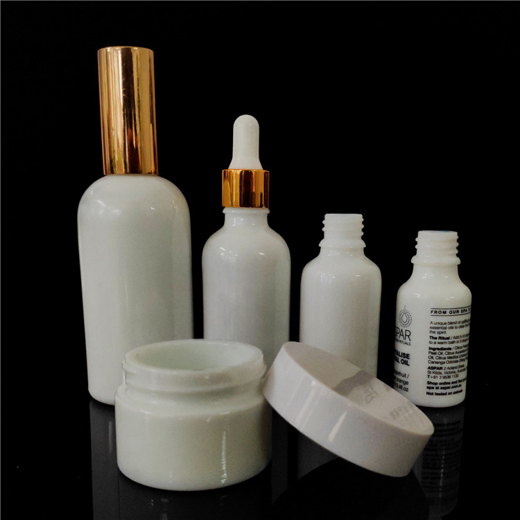 Bamboo cosmetic packaging 10ml 15ml 20ml 30ml 50ml 100ml opal white porcelain ceramic oil serum glass bamboo dropper bottles