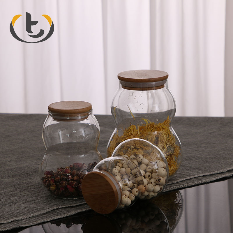 Be friendly in use mini glass jar round with wood lid wide neck glass jar