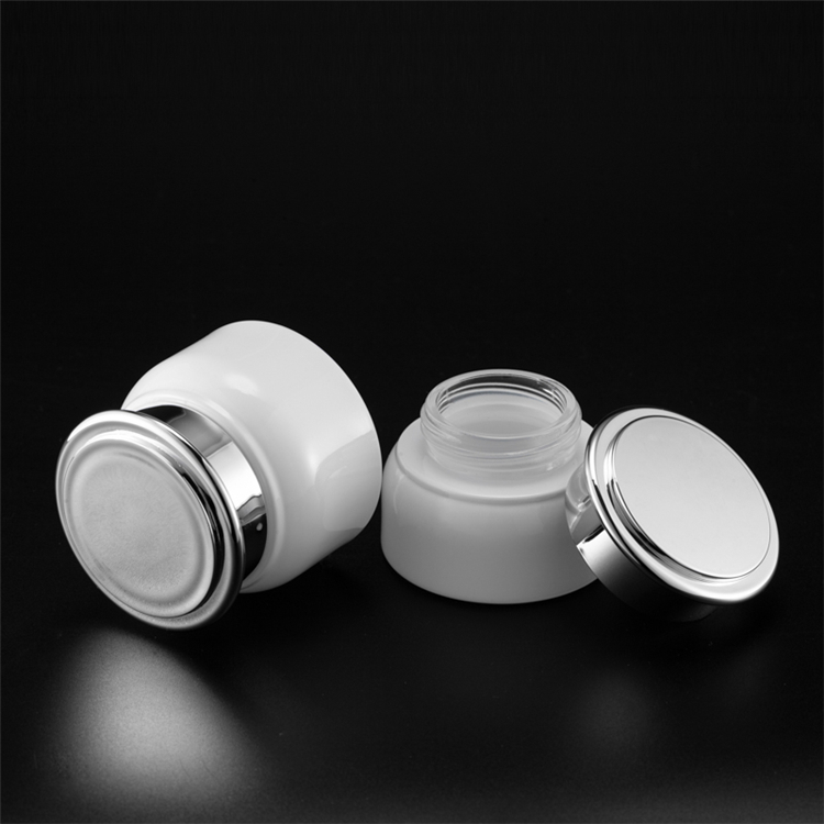 Best Price 50g 50ml 110ml 150ml Custom Glass Packaging Bottle Jars For Lotion