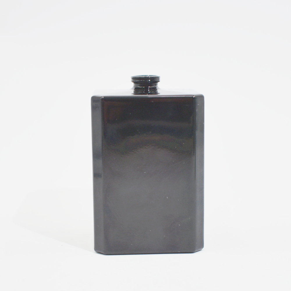 Best Price Active Men in Black Square Glass Perfume With Magnet Cap