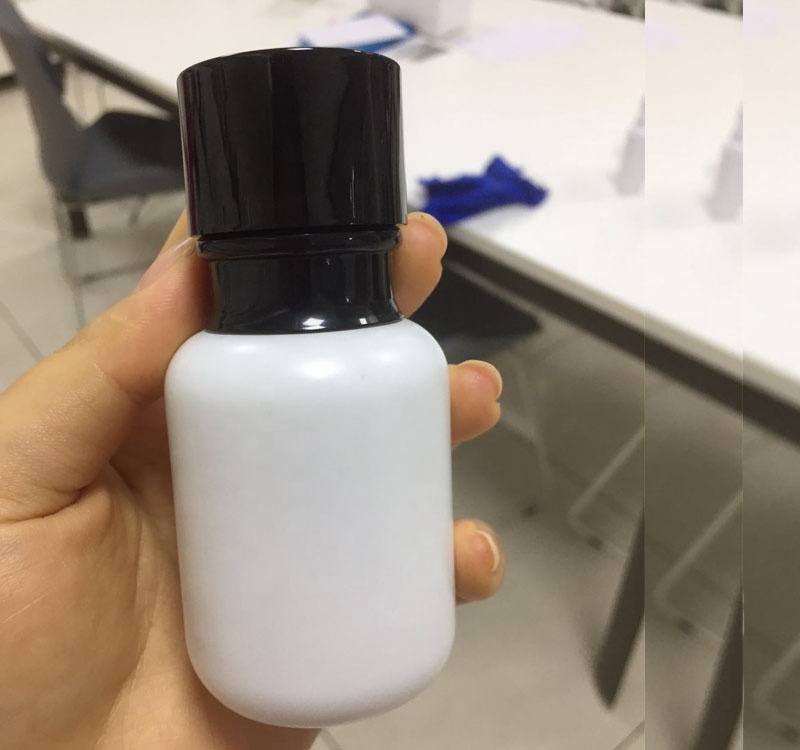 Best Seller Glossy White Pink Pump Bottles Cream Jars Skincare Cosmetic Serum Glass Packaging Kit Private Label
