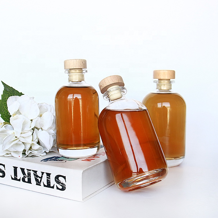 Beverage industry 250ml 500ml 8oz 16oz Juice Alcohol Glass Bottle With Wood Cork