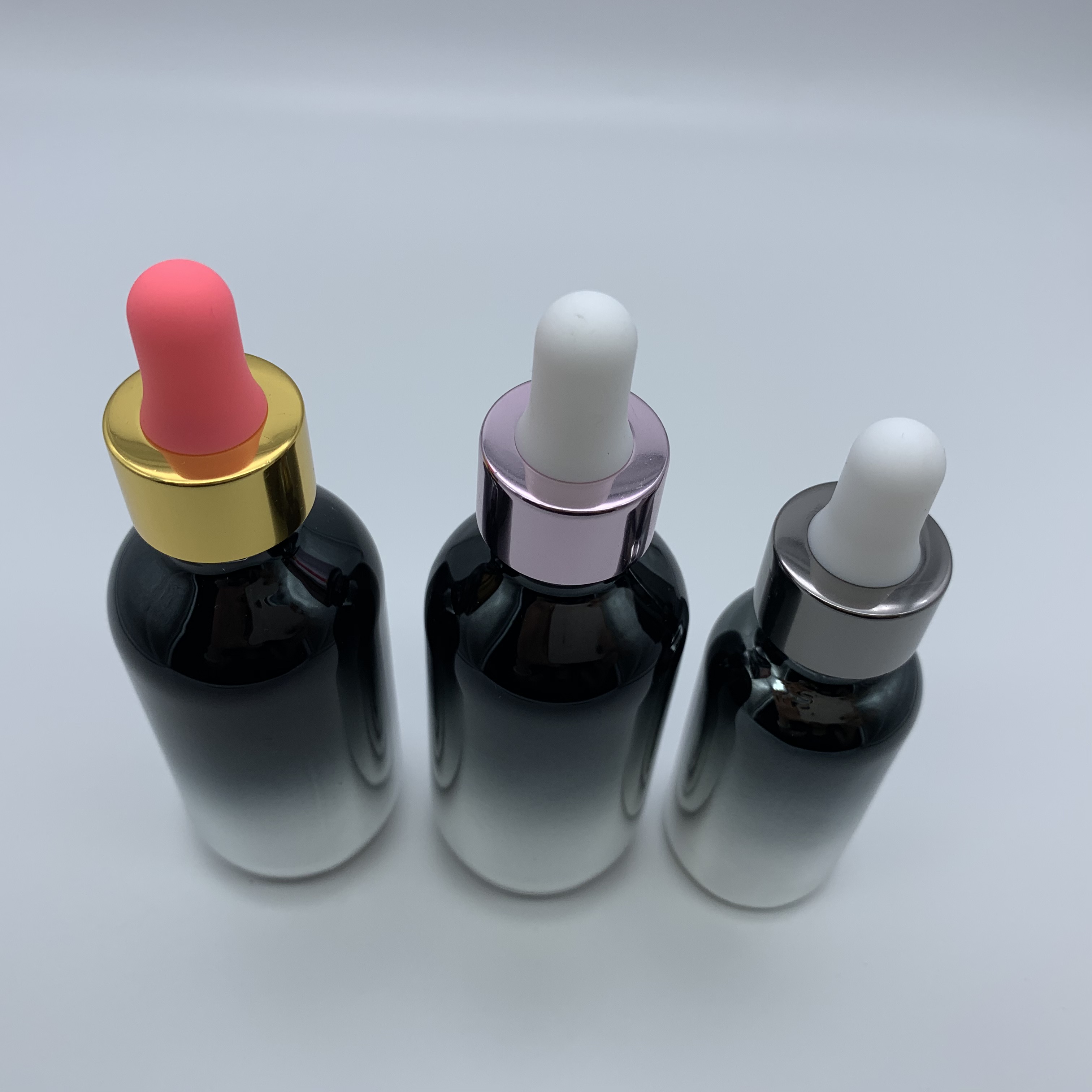 Black bosten round bottles with dropper