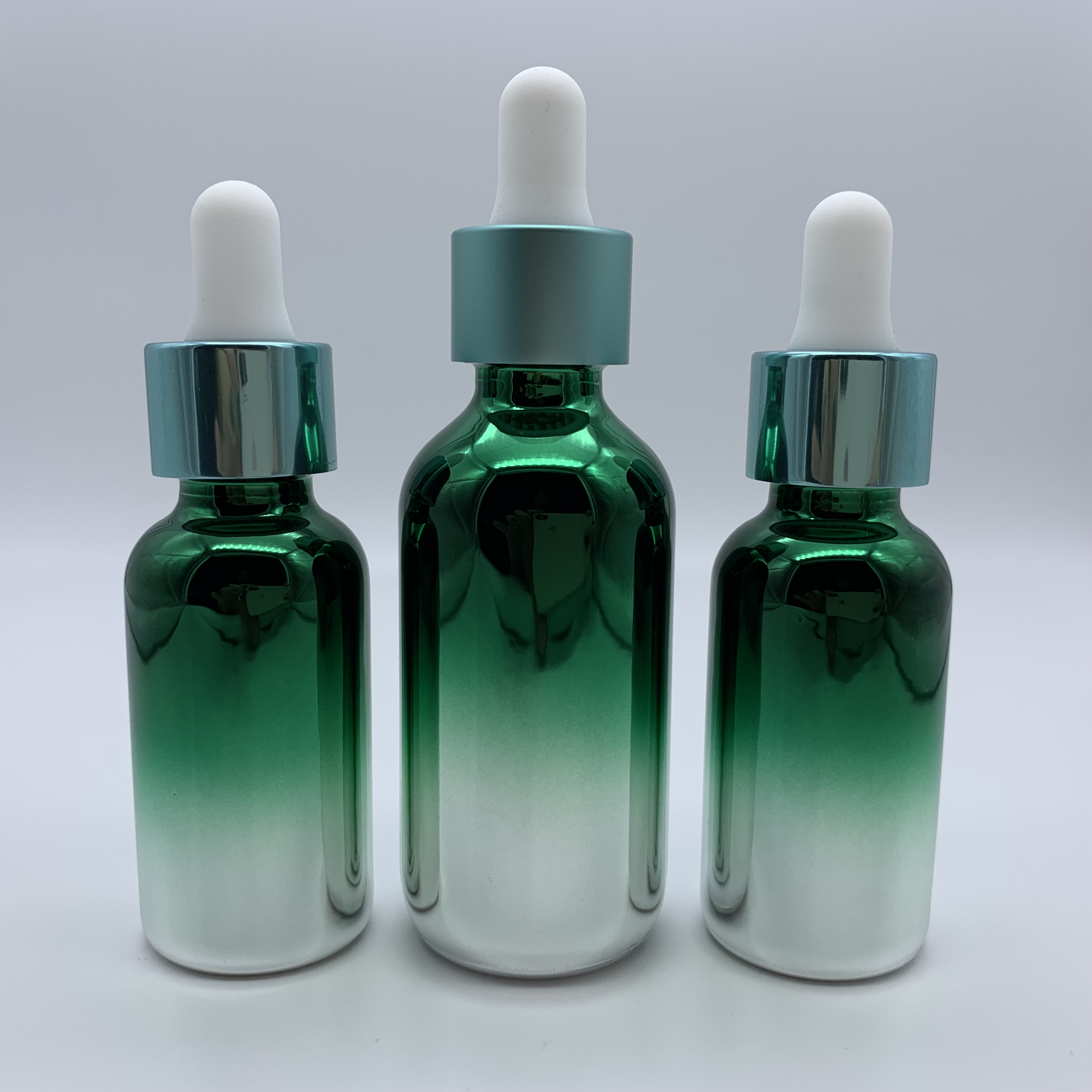 Black bosten round bottles with dropper