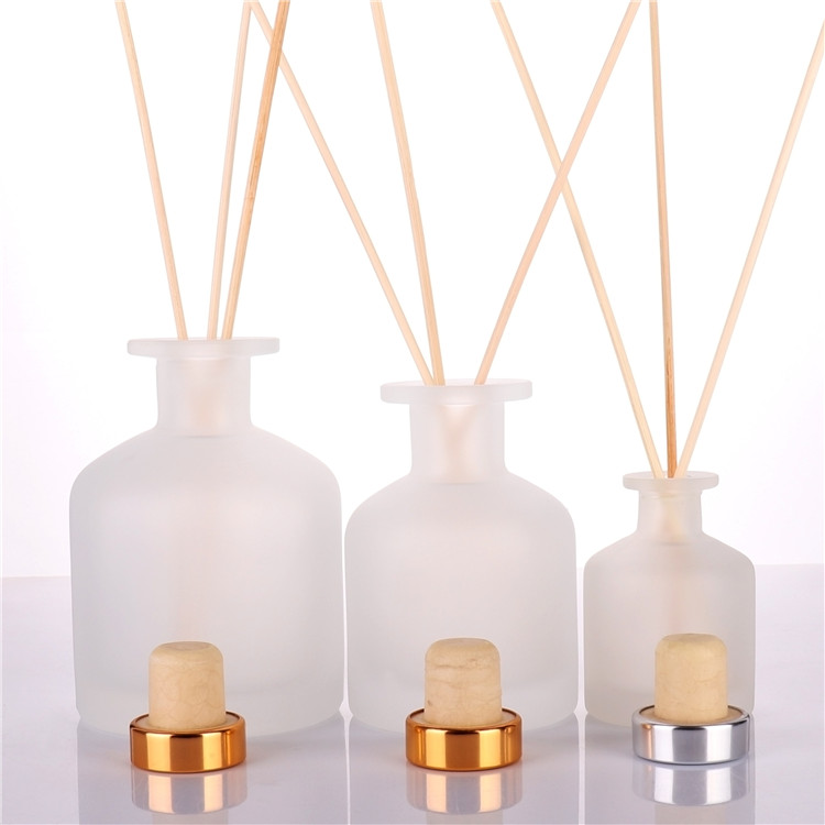 Black hot sale reed round clear glass bottle for fragrance diffuser