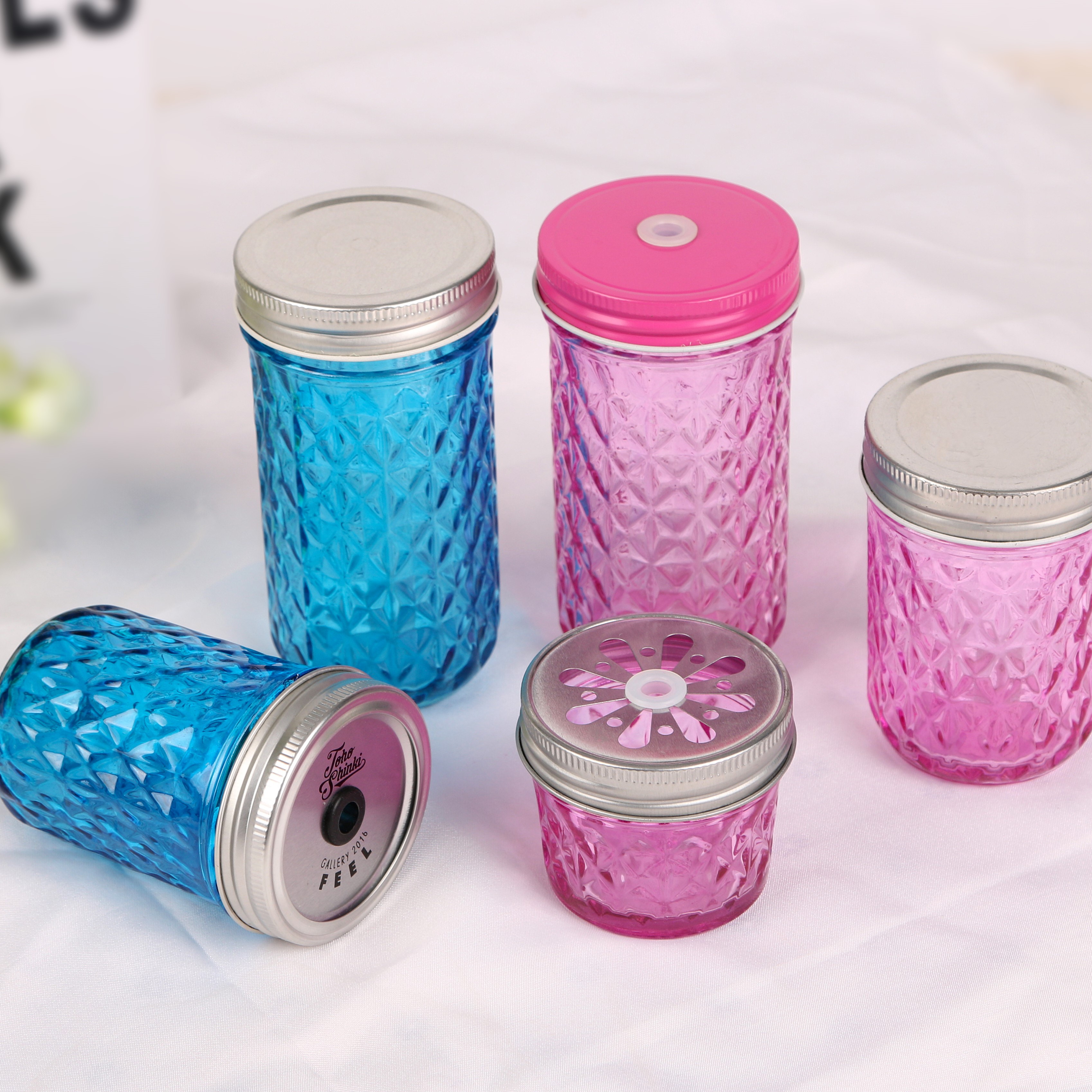 Blue/Pink Vide Rouge Bouteille en verre de bougie avec couvercle 4oz