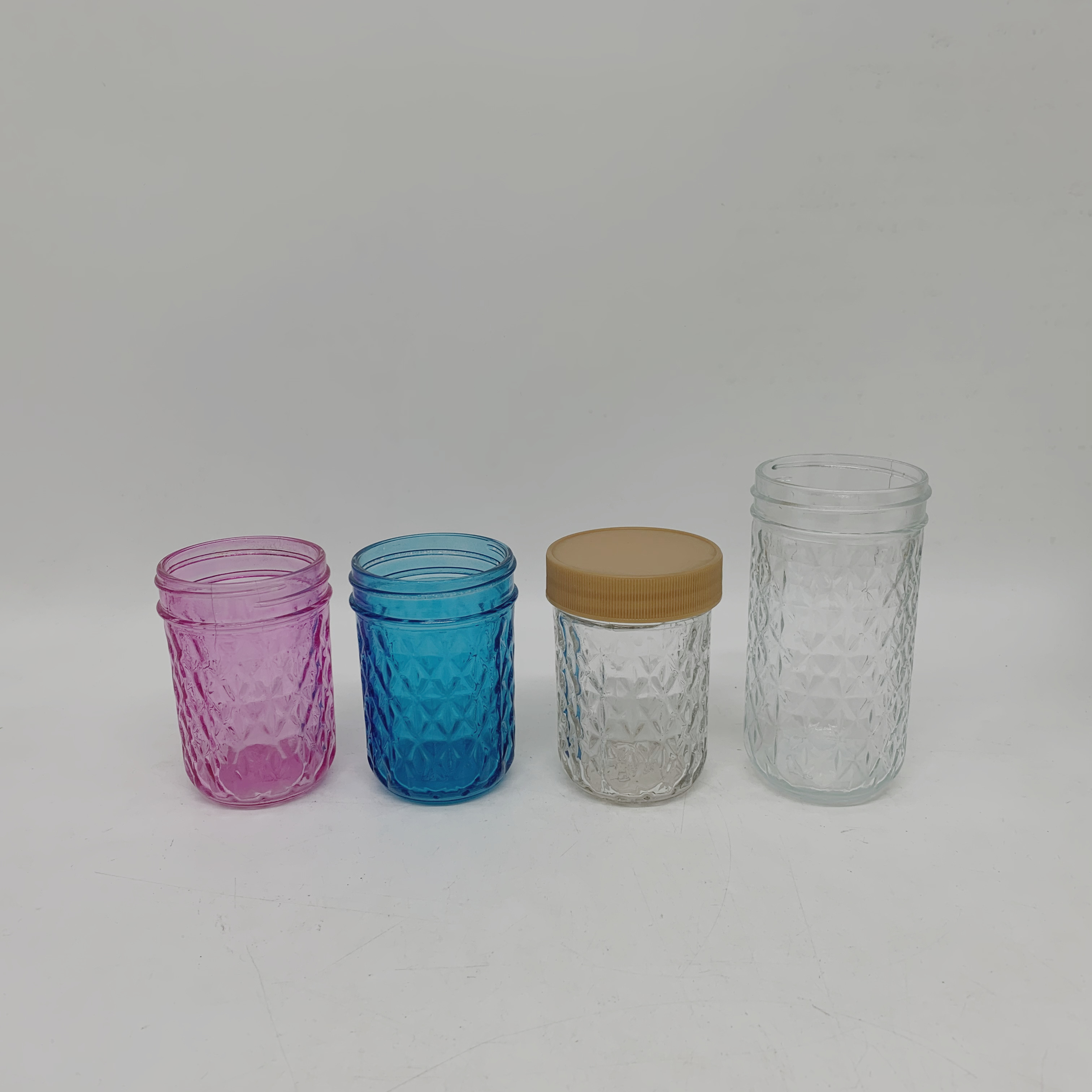 Blue/Pink Vide Rouge Bouteille en verre de bougie avec couvercle 4oz