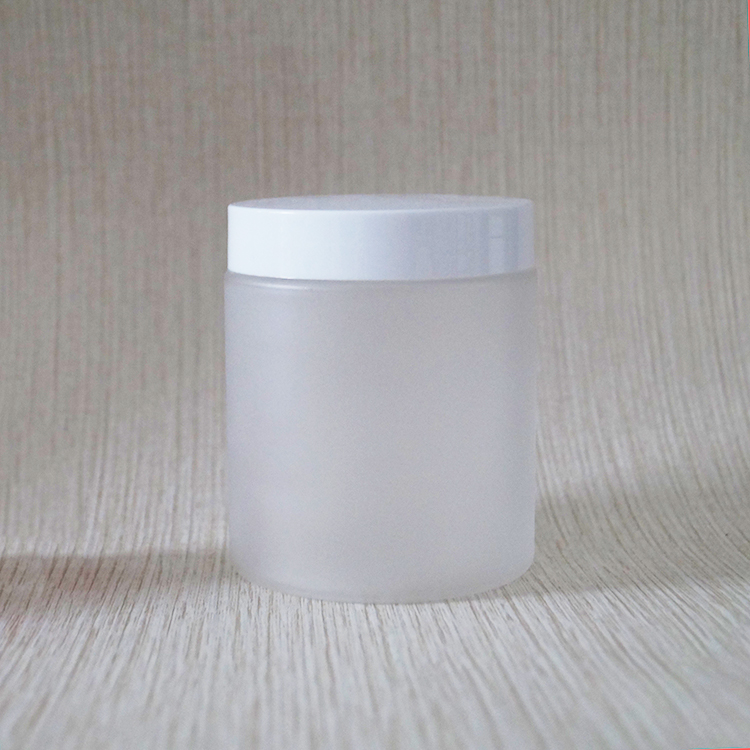 Body scrub container frosted 200 ml plastic jar with silver aluminium lids