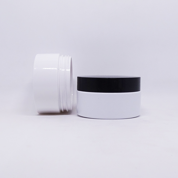 Body scrub containers 100 ml white plastic pet wide mouth jar with silver metal lids