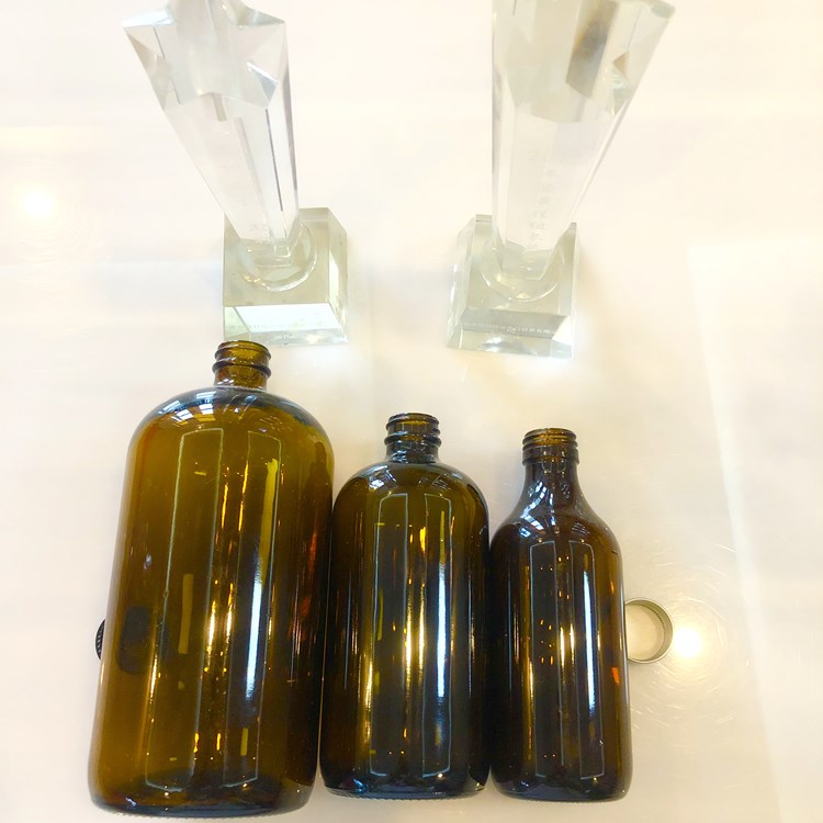 Boston amber essential oil glass bottle with plastic lid 15ml 50ml 100ml 500ml 1L