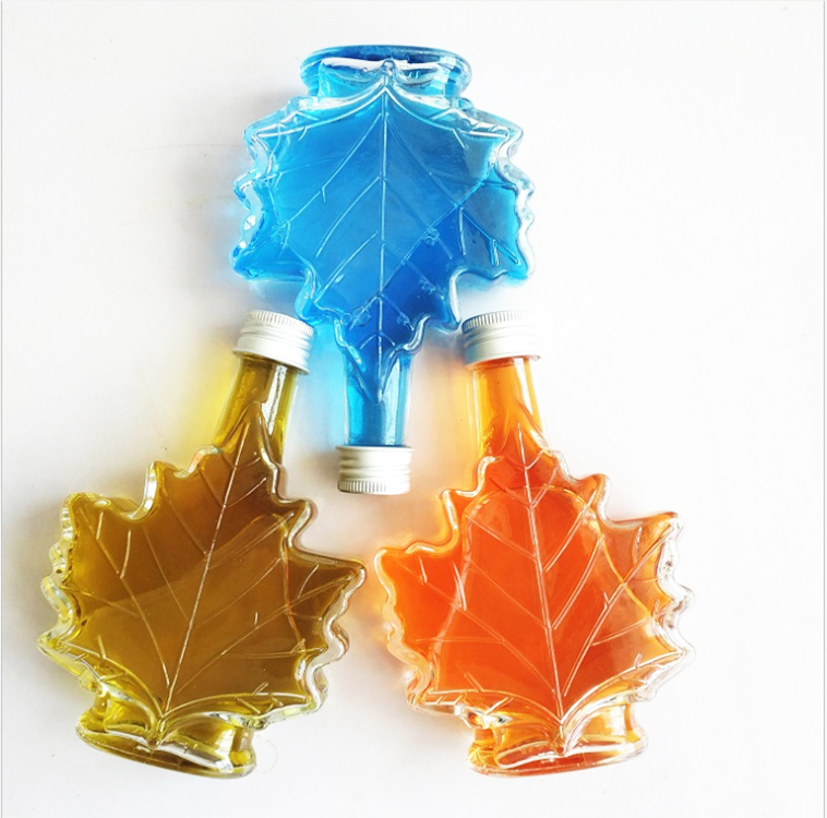 Botellas De Cristal Milk Tea Botol Kaca 100ml Glass Maple Leaf Shaped Milk Juice Bottle for Beverage