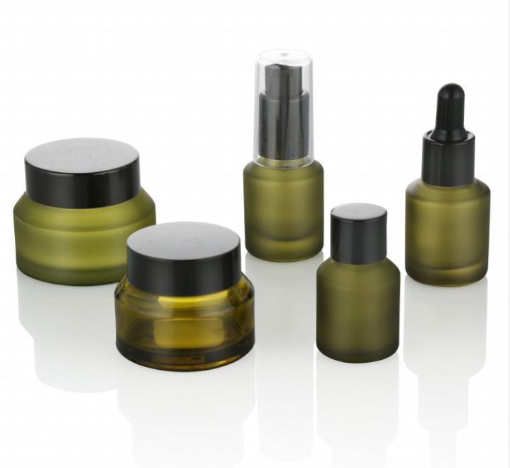 Boutique in stock amber wide mouth cosmetic cream glass bottle black cover 30 grams