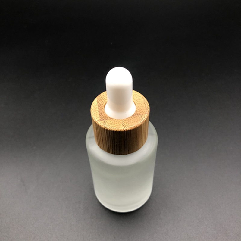 Bulk dropper bottle frosted glass square shoulders bottle with bamboo lid essential oil dropper packaging