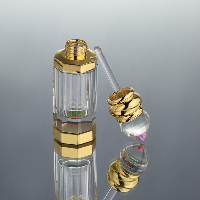 CJ-Luxury High Quality Round Etched Decorative 3ML Small Empty Crystal Essential Oud Oil Bottles