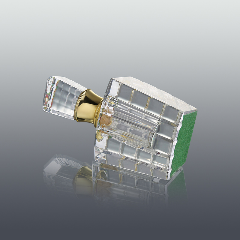 CJ-New Fashion Personalized Carved 3ml Crystal Perfume Glass Bottle