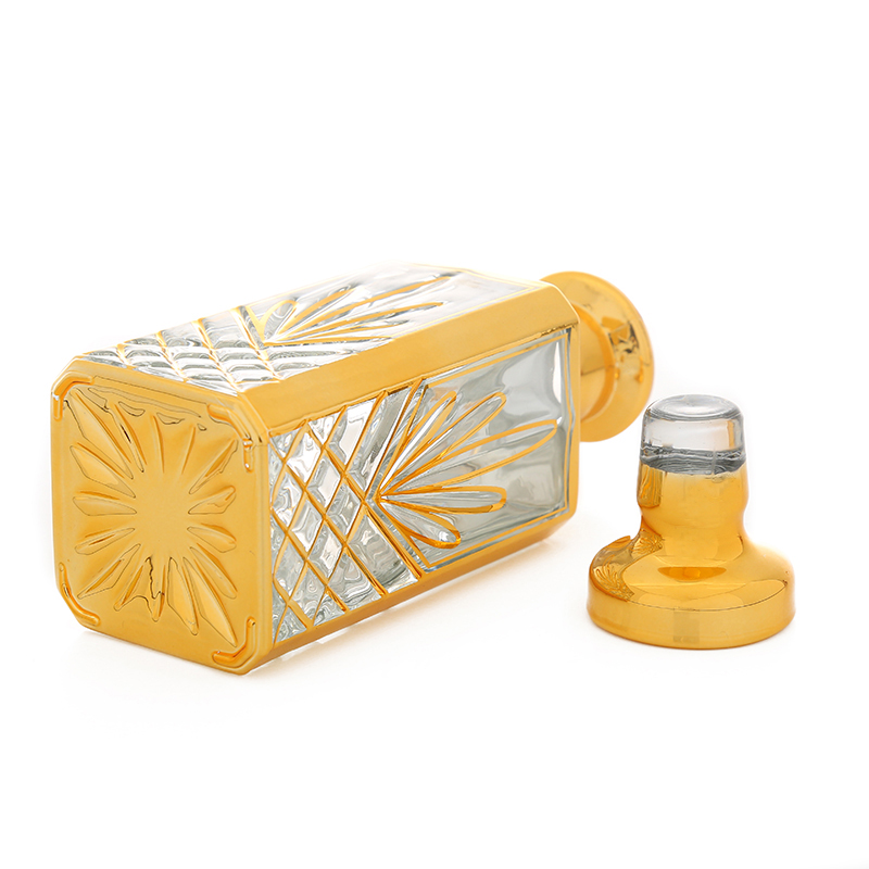 CJ- Square Gold Decorative Luxury Perfume Glass Bottle Decanter 150ML for Arabian Perfume Oud Oil