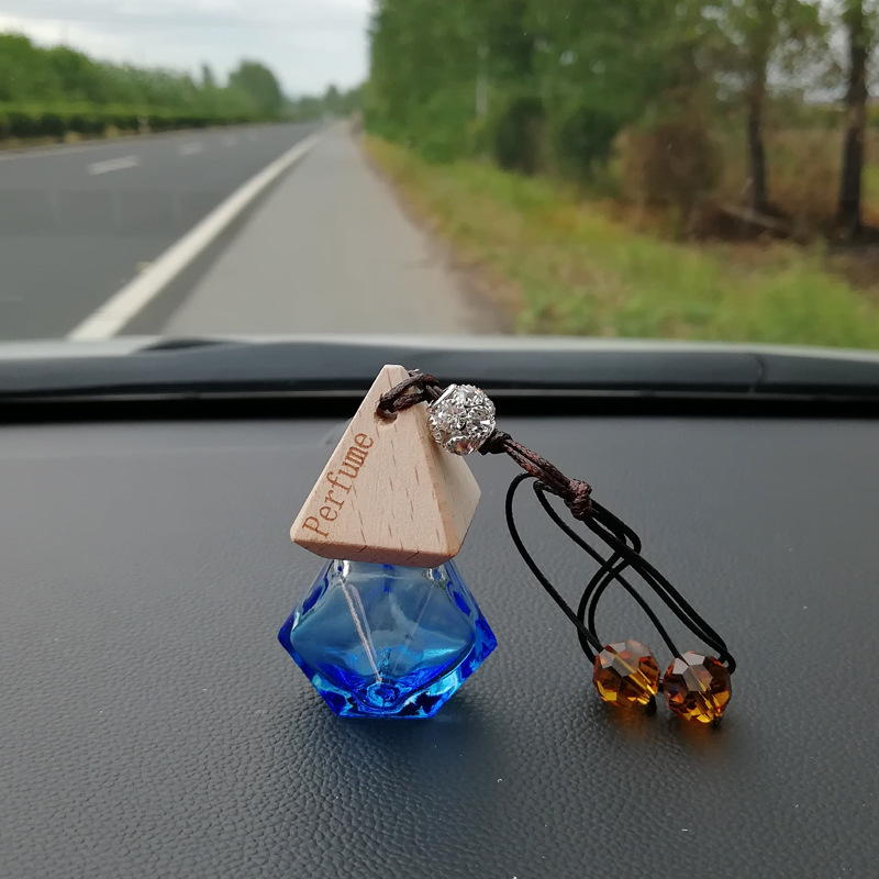 Car Accessories Decoration Air Freshener Diamond Hanging Oud Car Perfume Bottle 10ml for Sale