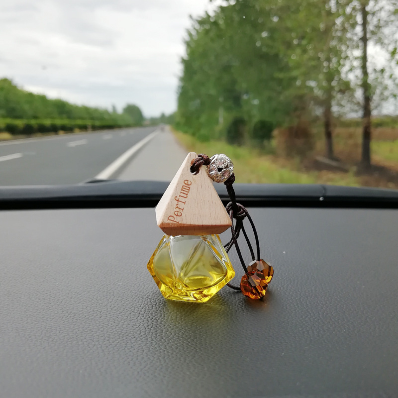 Car Accessories Decoration Air Freshener Diamond Hanging Oud Car Perfume Bottle 10ml for Sale