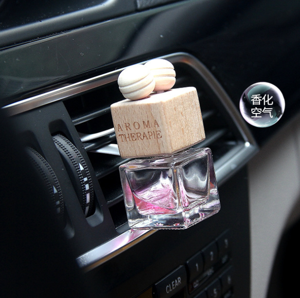 Car Air Freshener Ornament Perfume Bottle Pendant Essential Oils Auto Car Perfume Bottle Hanging Glass Bottle Car-styling