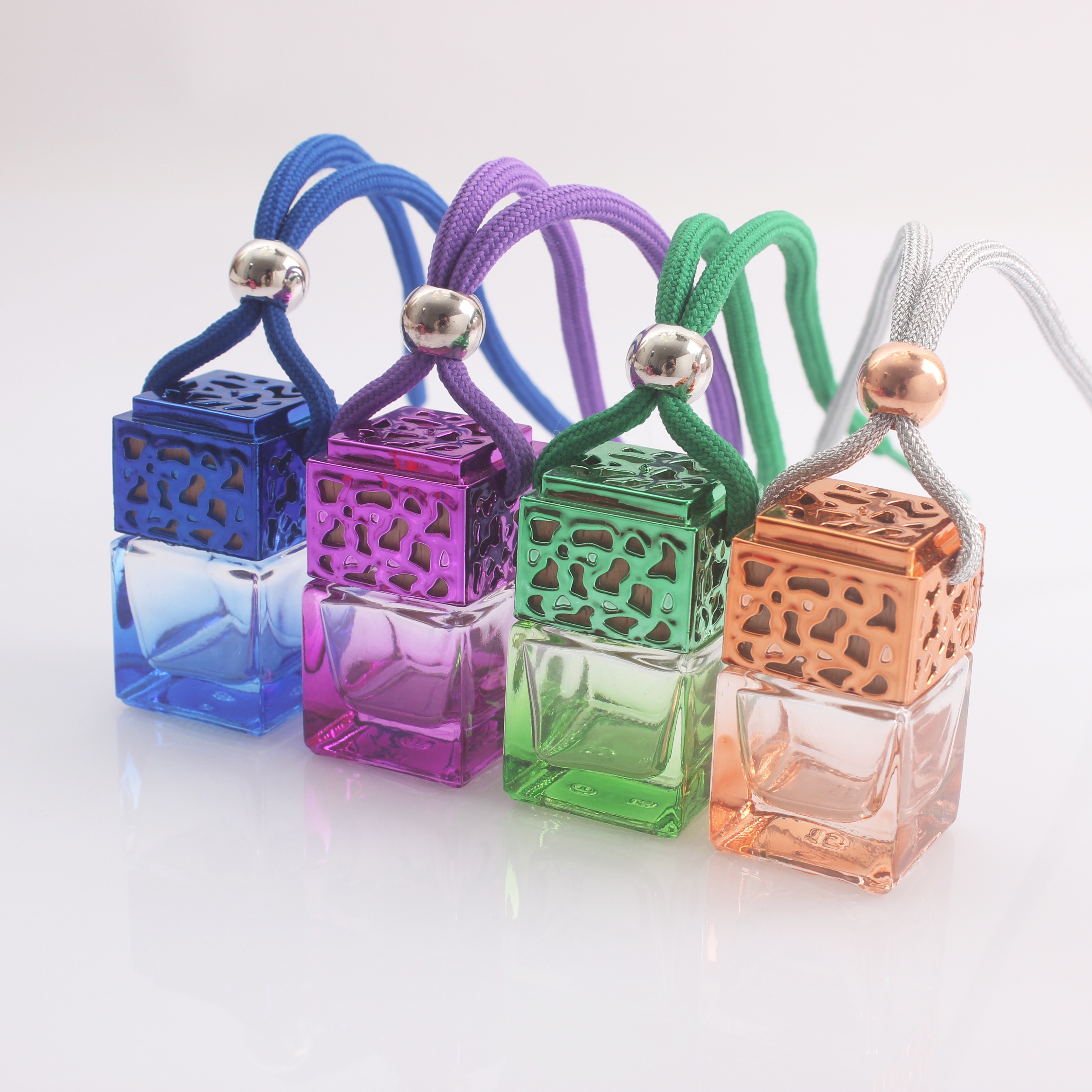 Car fragrance reed diffuser bottles colored square glass bottle colorful perfume aroma auto hanging diffuser air freshener