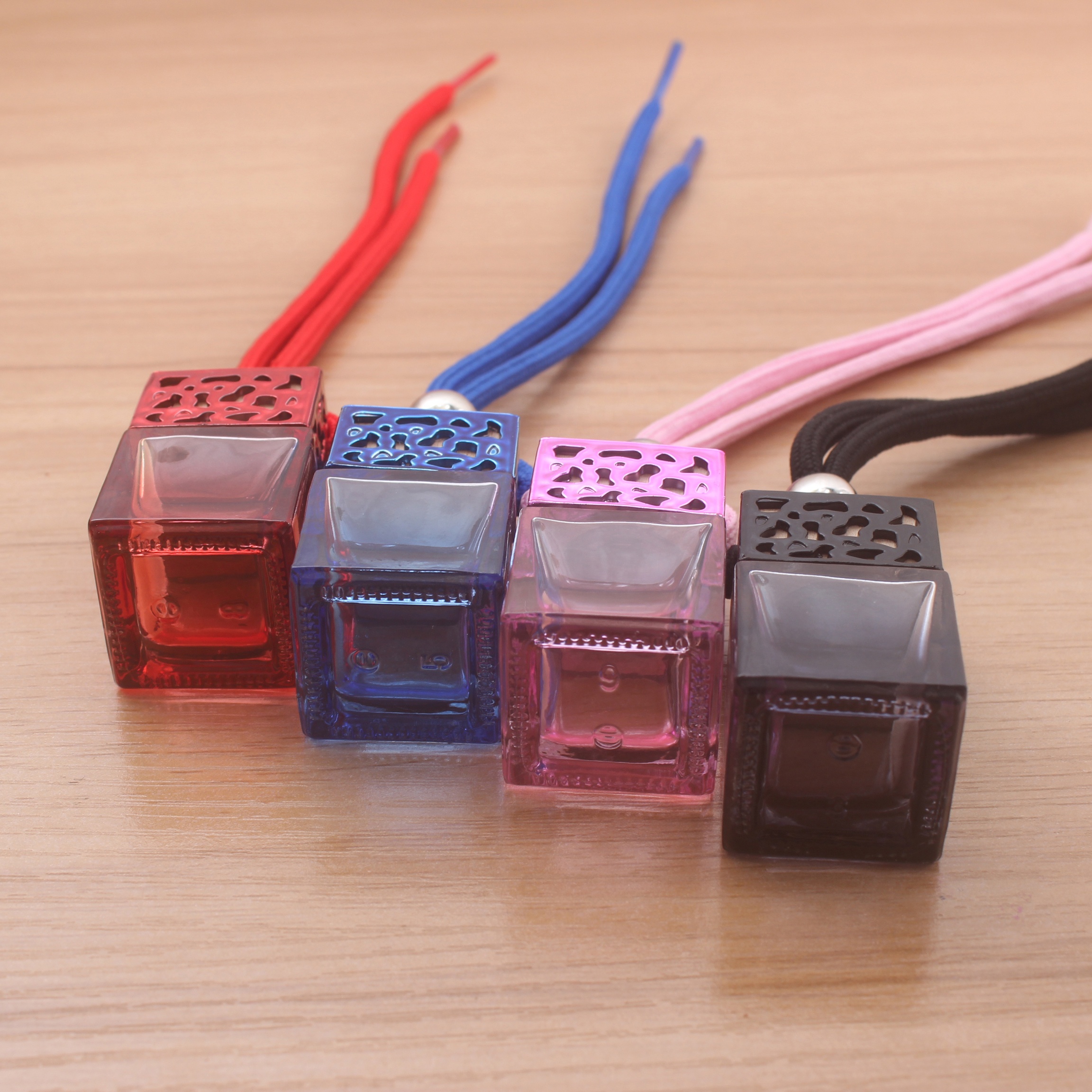 Car fragrance reed diffuser bottles colored square glass bottle colorful perfume aroma auto hanging diffuser air freshener