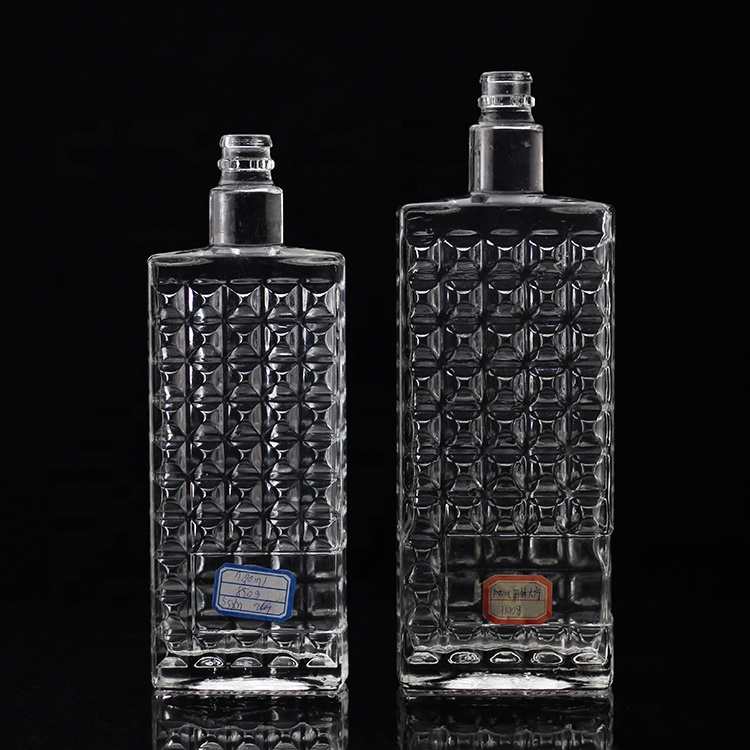 Carving Customization Square Glass Liquor Bottle 700ml Empty 750 ml Glass Bottles For Sale