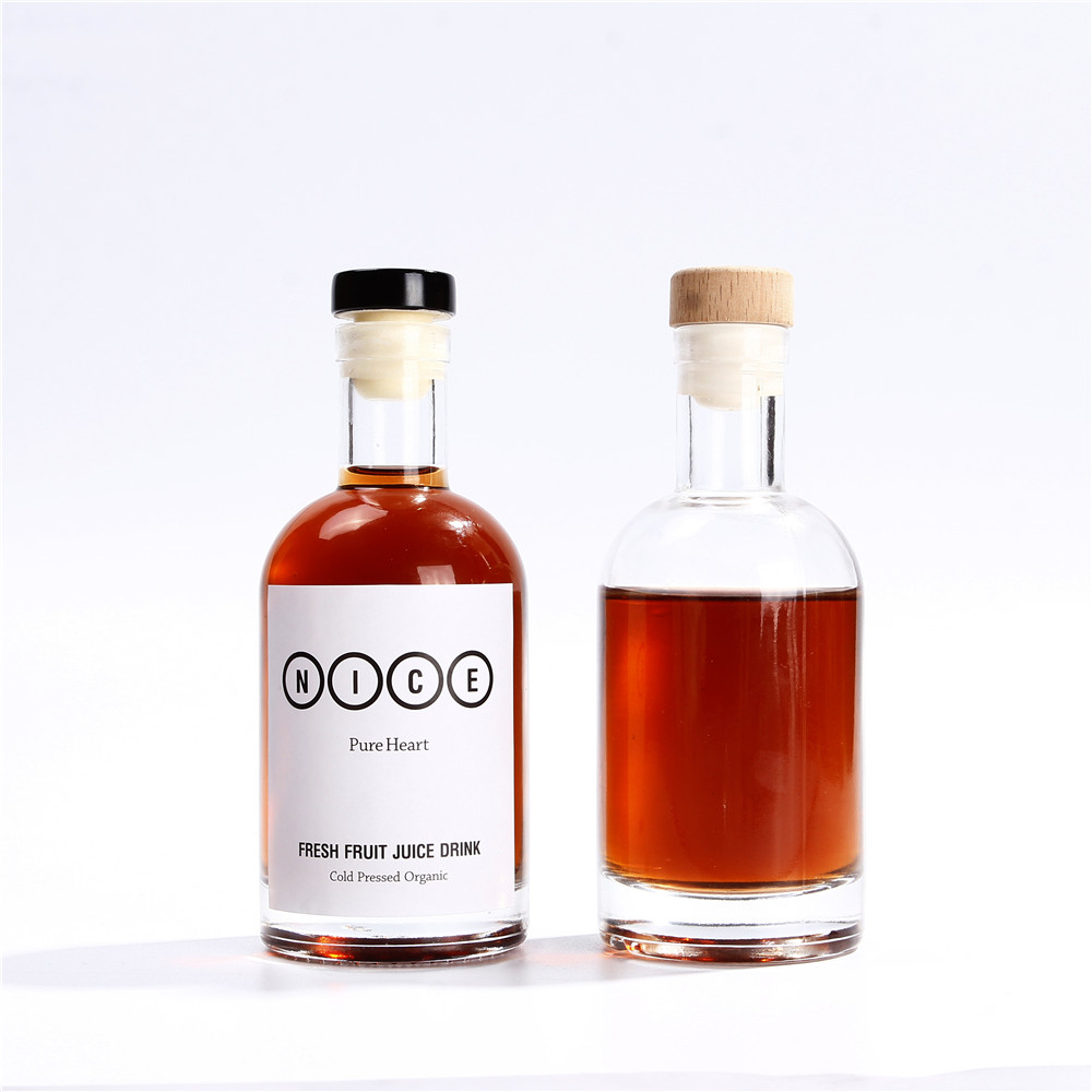 Ceramic Decorative 500ml 750ml Round Vodka Glass bottle For Wine