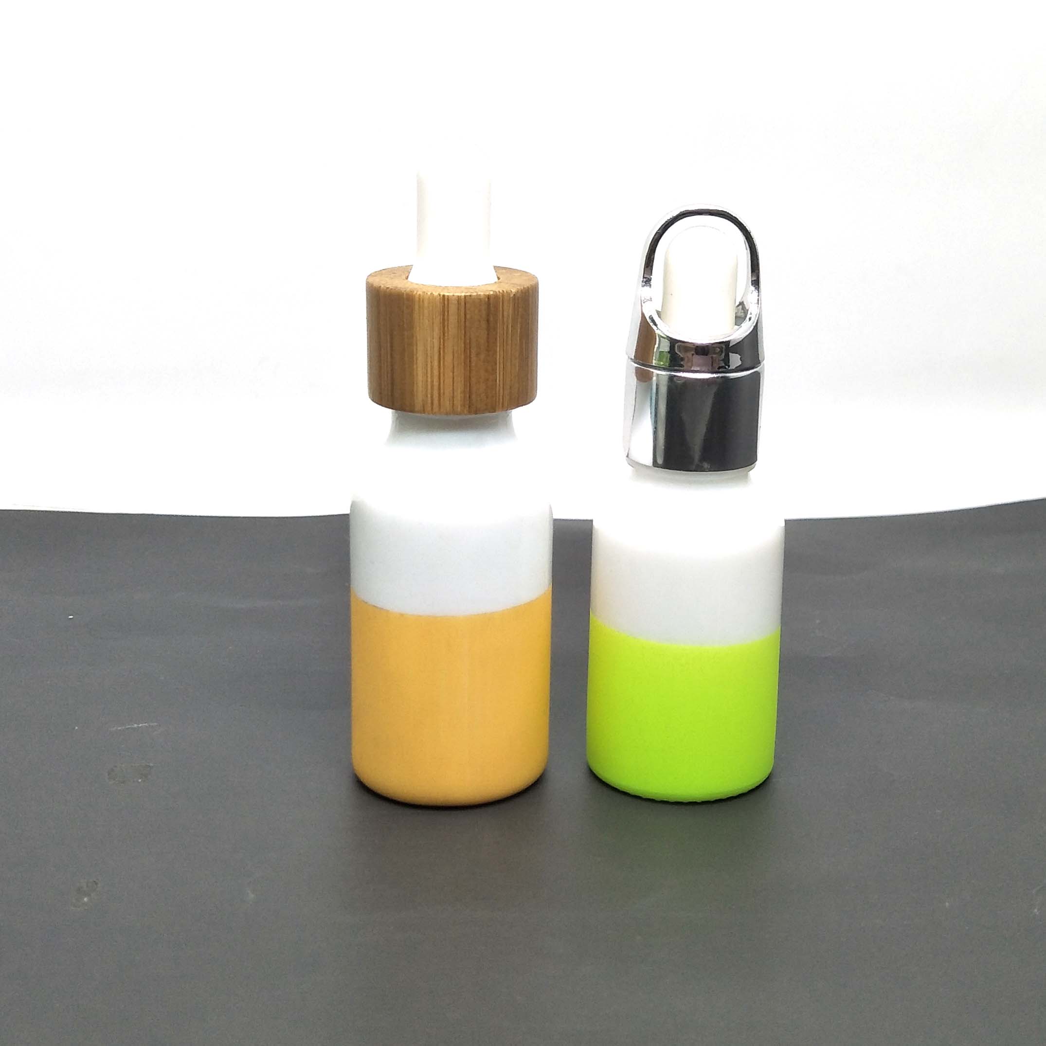 Ceramic Essence Oil Skin Care Massage Oil Opal White Bottle 10ml 15ml 20ml 30ml 50ml 100ml Dropper Plastic Roll on Personal Care