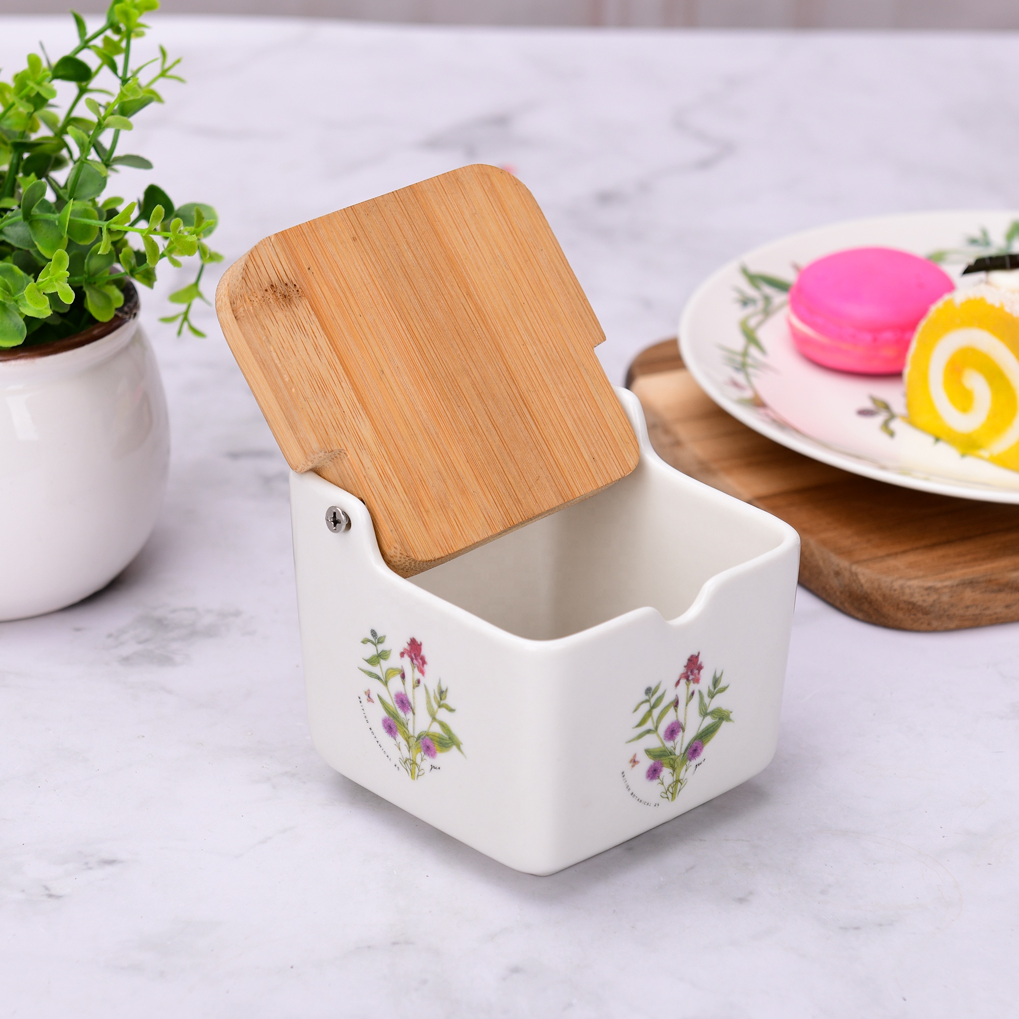 Ceramic blue flower salt sugar tea coffee canister with bamboo lid
