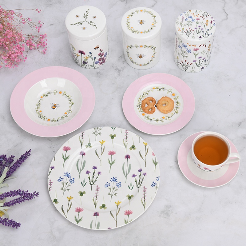 Ceramic square sugar salt storage jar with bamboo lid