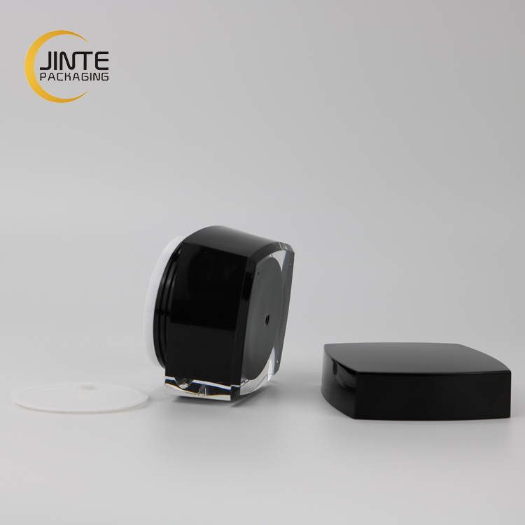 Characteristic Square Cosmetic Acrylic Jar With black PP Liner And Shiny black Lid
