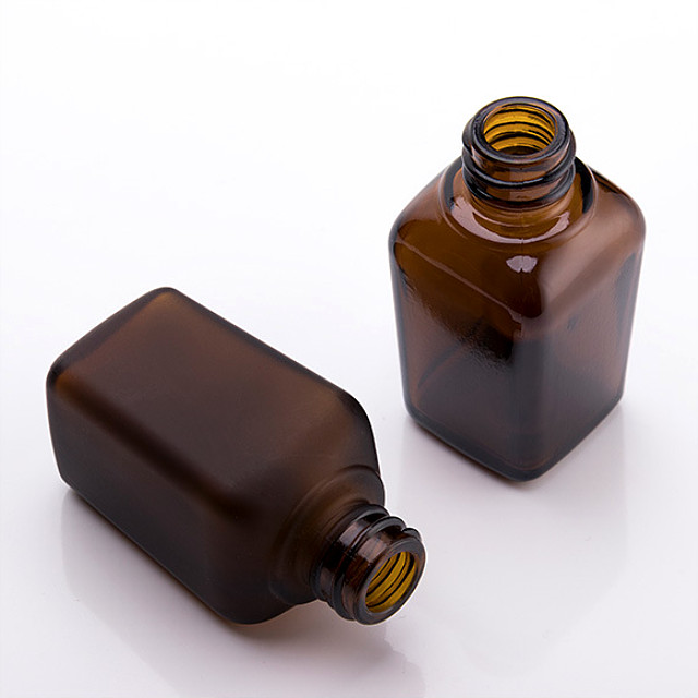 Cheap 20ml 30ml 50ml 100ml glass dropper bottle amber square spray bottles