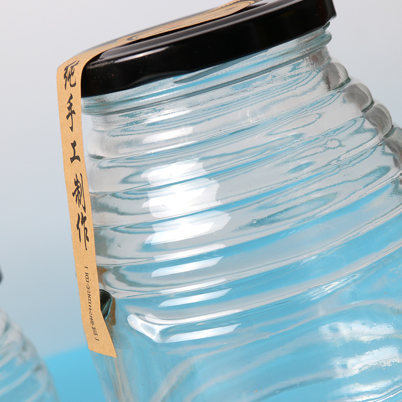 Cheap 250ml 500ml round clear empty honey jam glass jar storage food glass bottle for pickle chutney with black metal lids