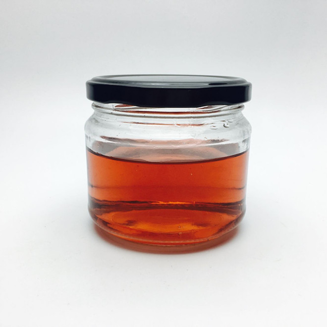Cheap 300ml glass strawberry jam jar with 82mm metal twist off cap wholesale
