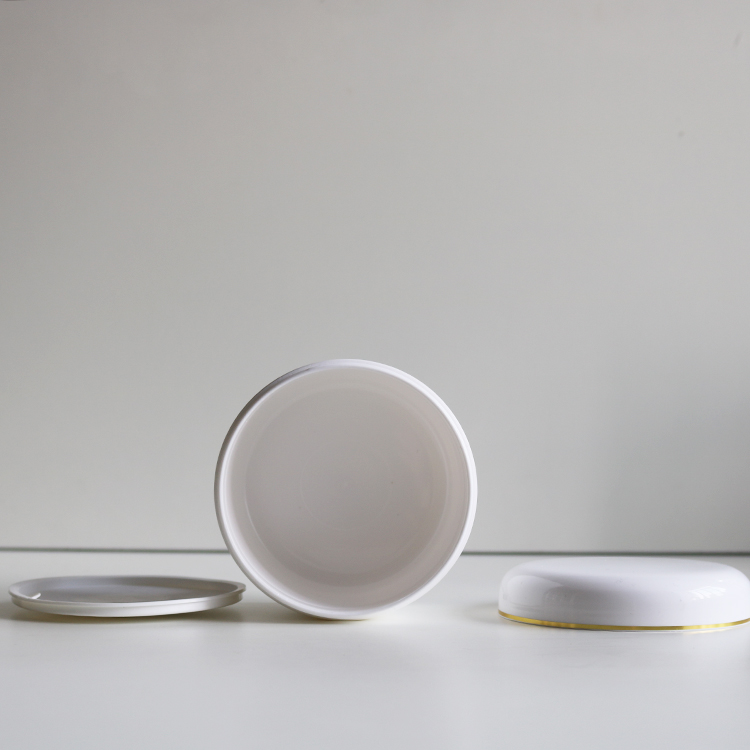 Cheap Empty 100ml 150ml 200ml 250ml White PP Double Wall Cream Jar With Gold Rim Decoration