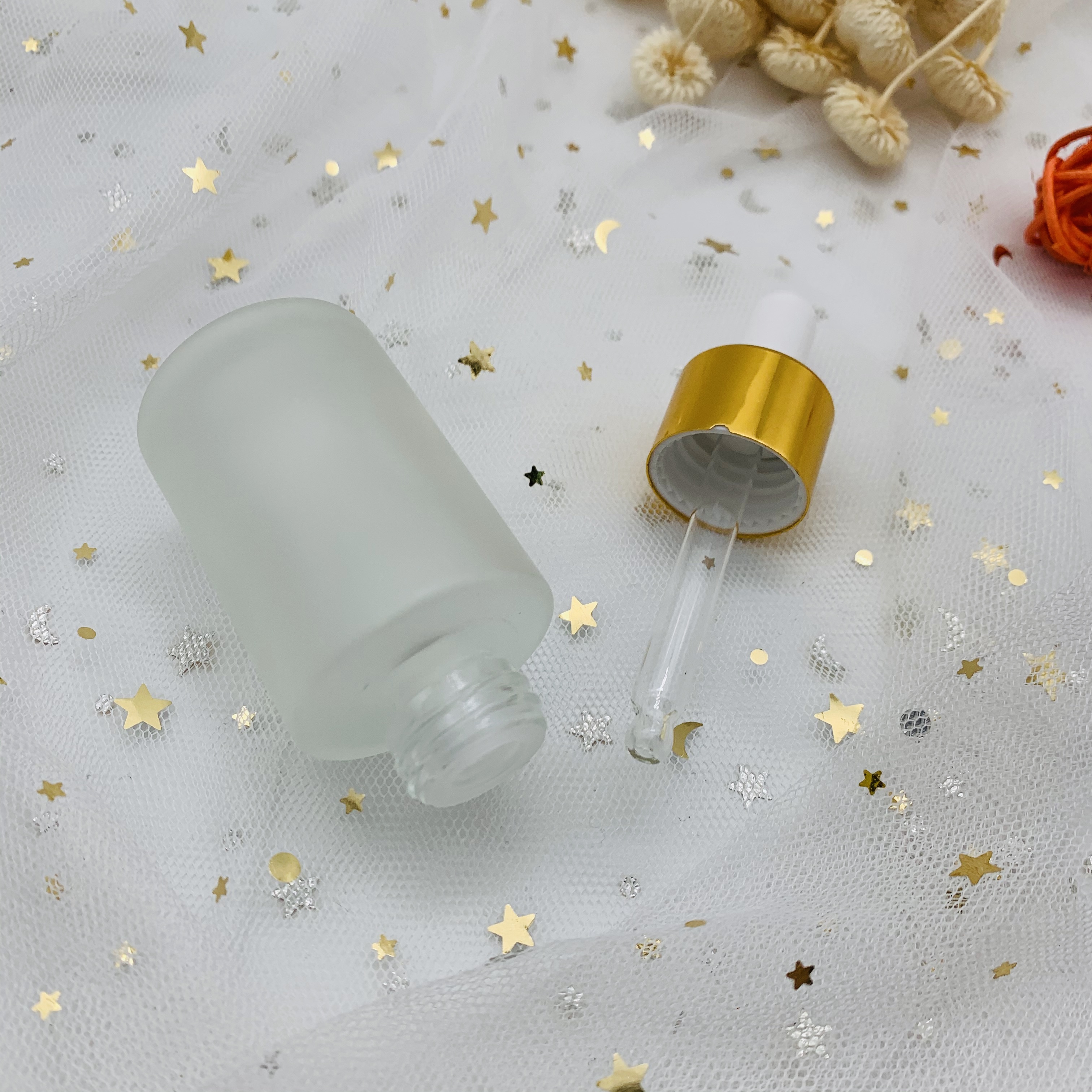 Cheap Price Clear 30ml 50ml Glass Gold Dropper Bottle With Pipette