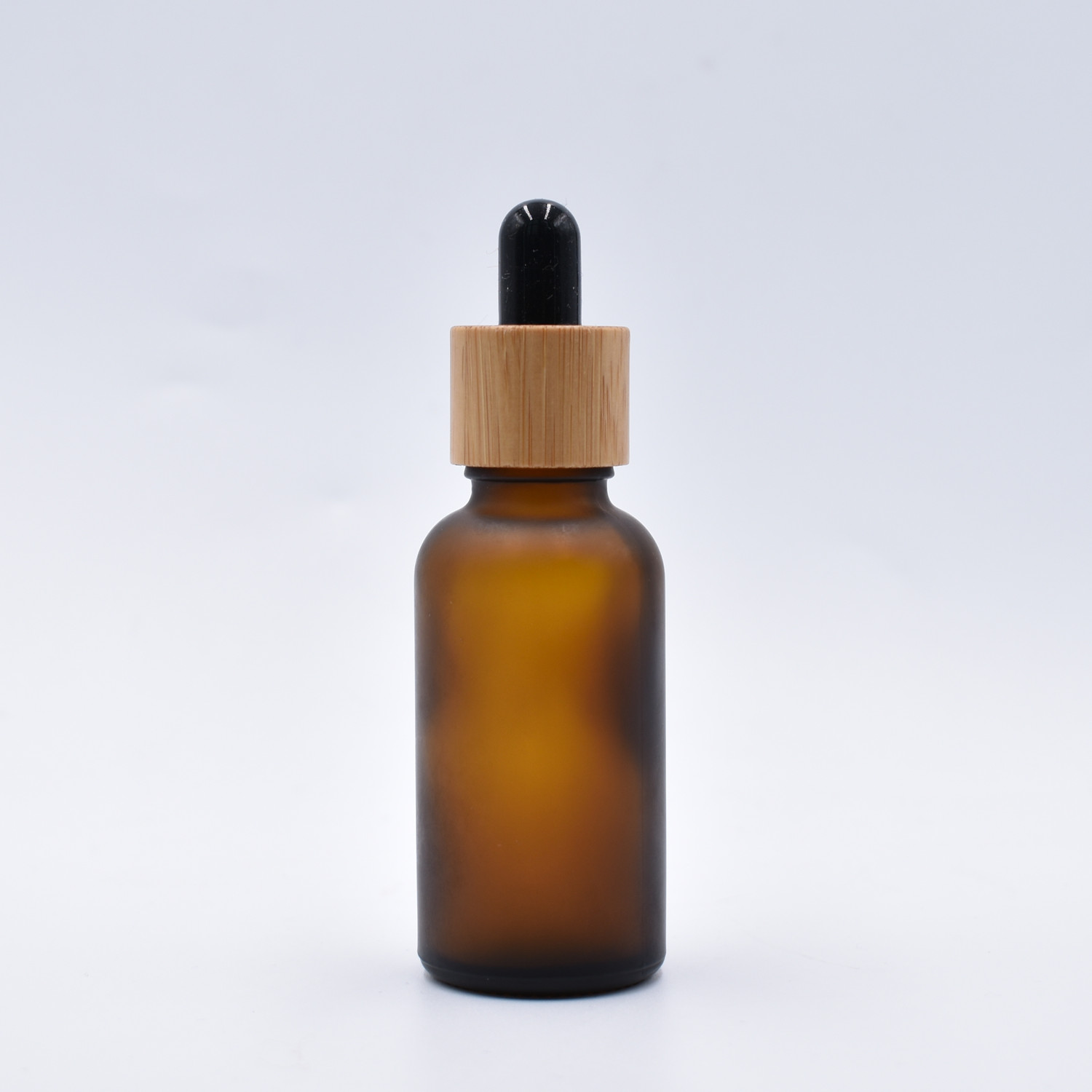 Cheap empty frosted brown amber 5ml 10ml 15ml 20ml 30ml 50ml 100ml glass dropper bottles with dropper and bamboo cap