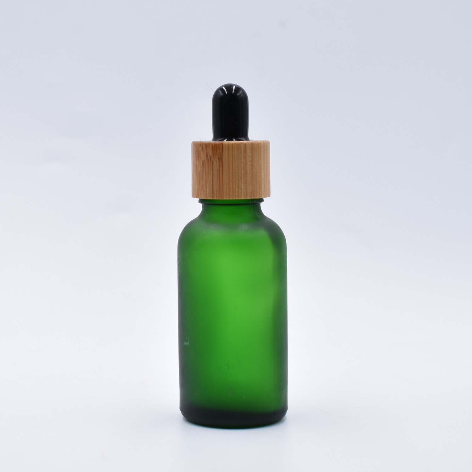 Cheap empty frosted brown amber 5ml 10ml 15ml 20ml 30ml 50ml 100ml glass dropper bottles with dropper and bamboo cap