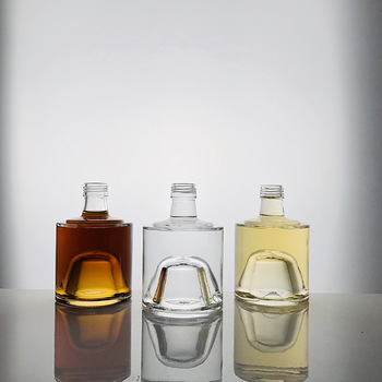 China 250ml Glass Bottle Stack Mini Bottle Empty Gin Liquor Bottle