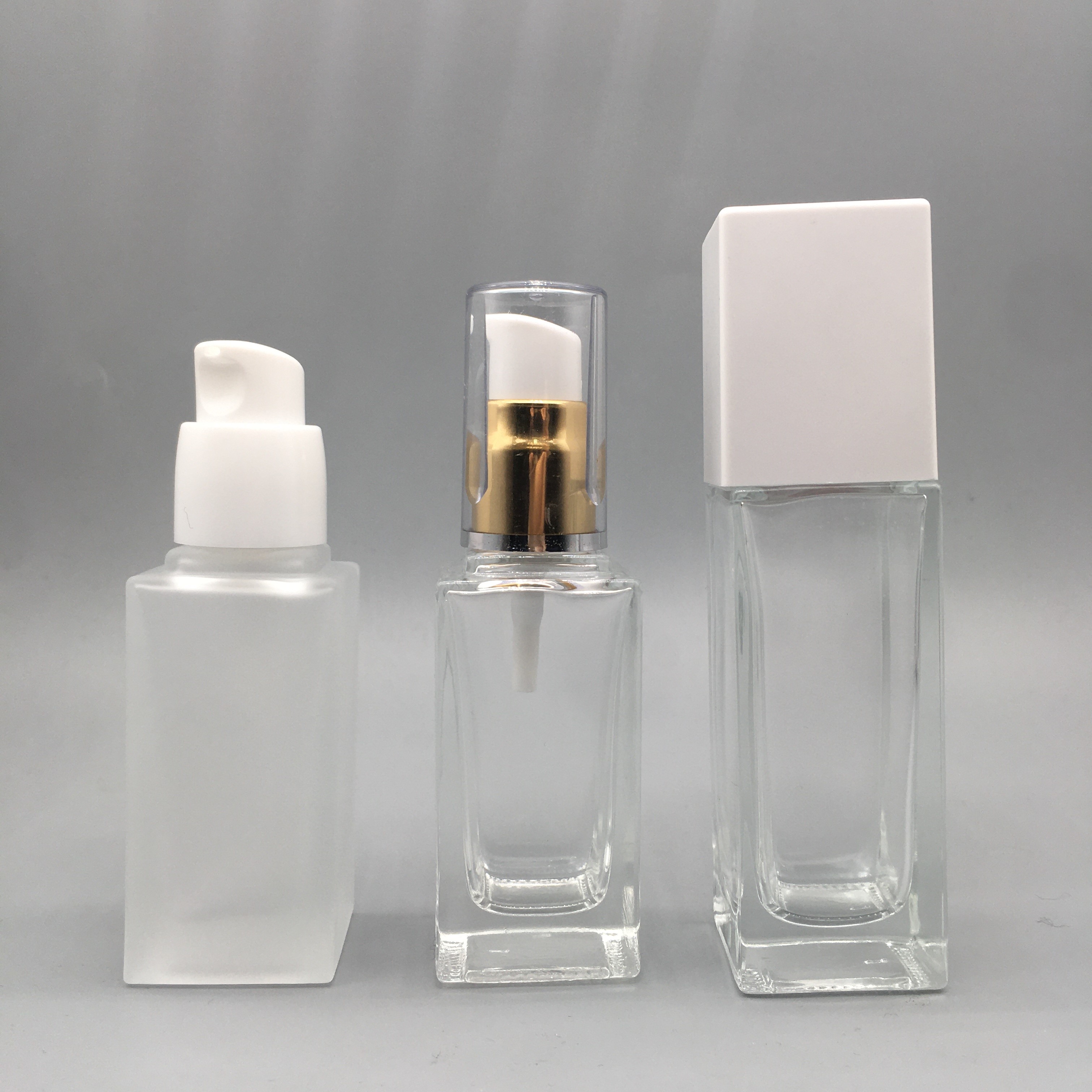 China Factory 30 Ml Foundation Glass Pump Bottle Frosted Double Layer Glass Bottle