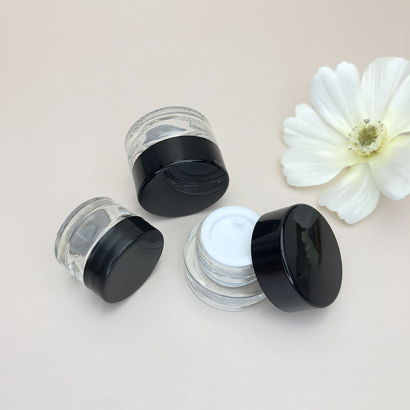 China Factory 5g 3g glass face cream jars with plastic cap Wholesale cream jars glass eye cream jars