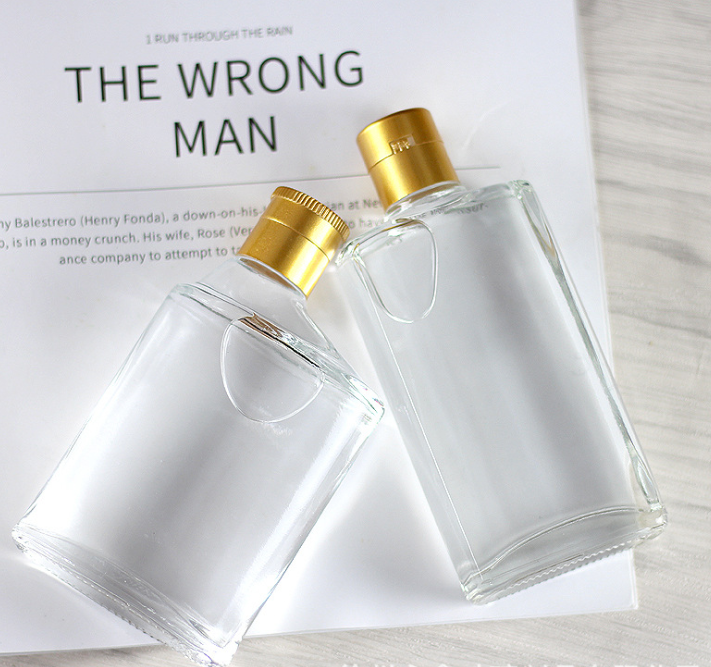 China Factory Cheap Price Empty Glass Spirit Bottle