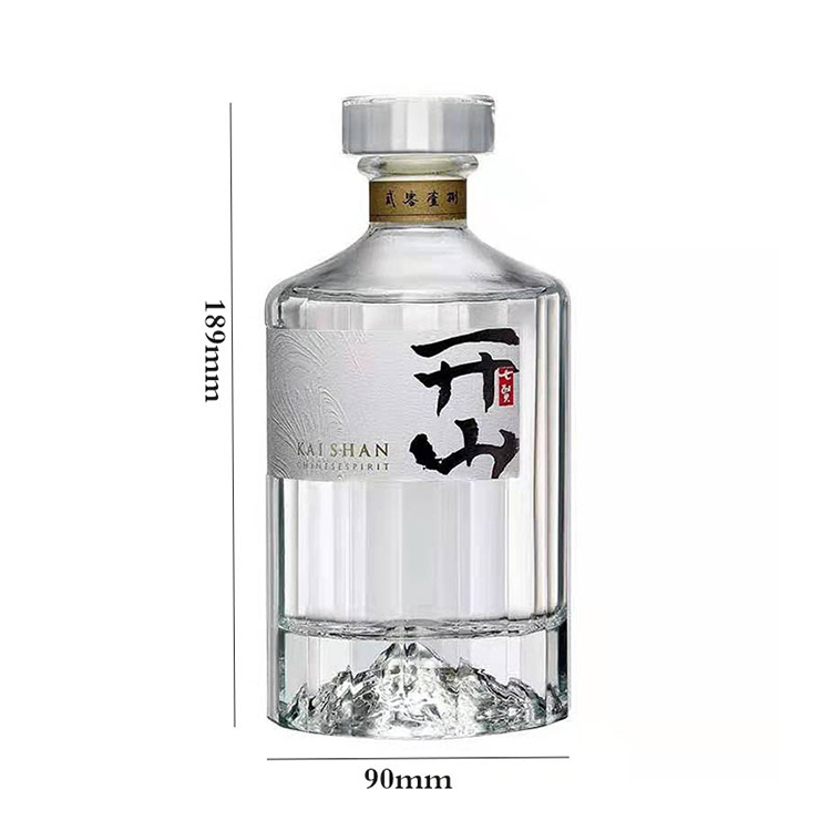 China Factory Direct New Design Best Quality 500ml Glass Liquor Vodka Bottle